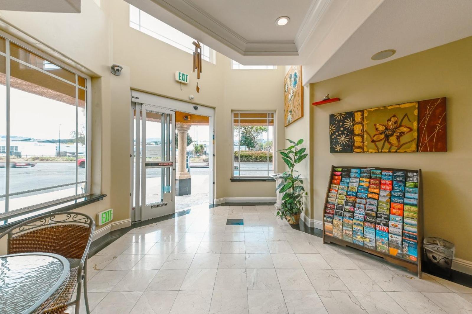 Gateway Inn And Suites San Francisco Sfo Airport San Bruno Exterior photo