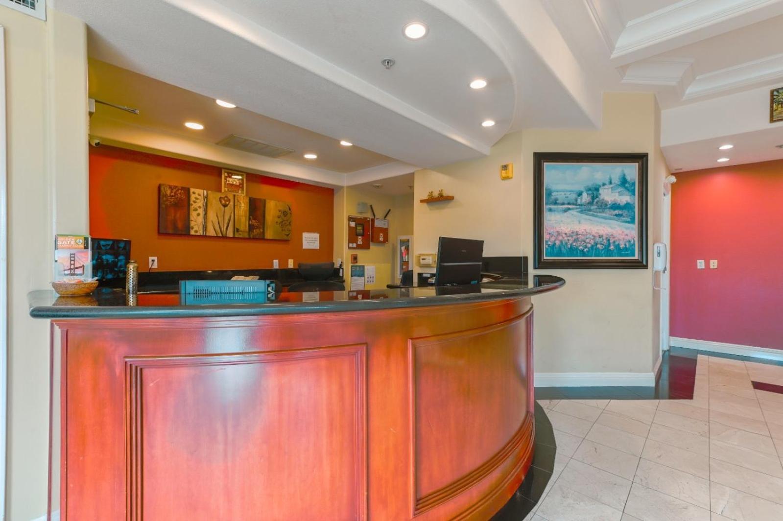 Gateway Inn And Suites San Francisco Sfo Airport San Bruno Exterior photo